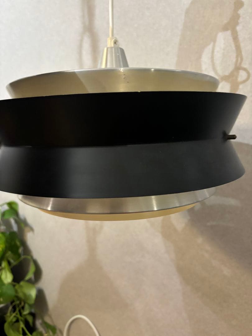 ペンダントライト　北欧ビンテージ　ライト　カルロトーレ