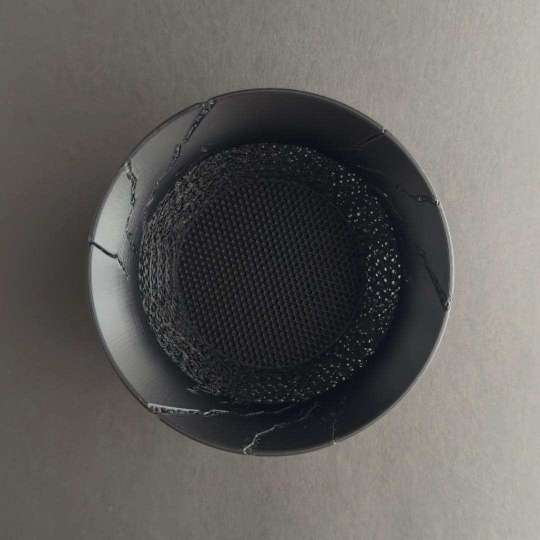 3Dプリンター鉢 3.5~4号相当 植木鉢 黒 『クレーシュ』 作家鉢 通気