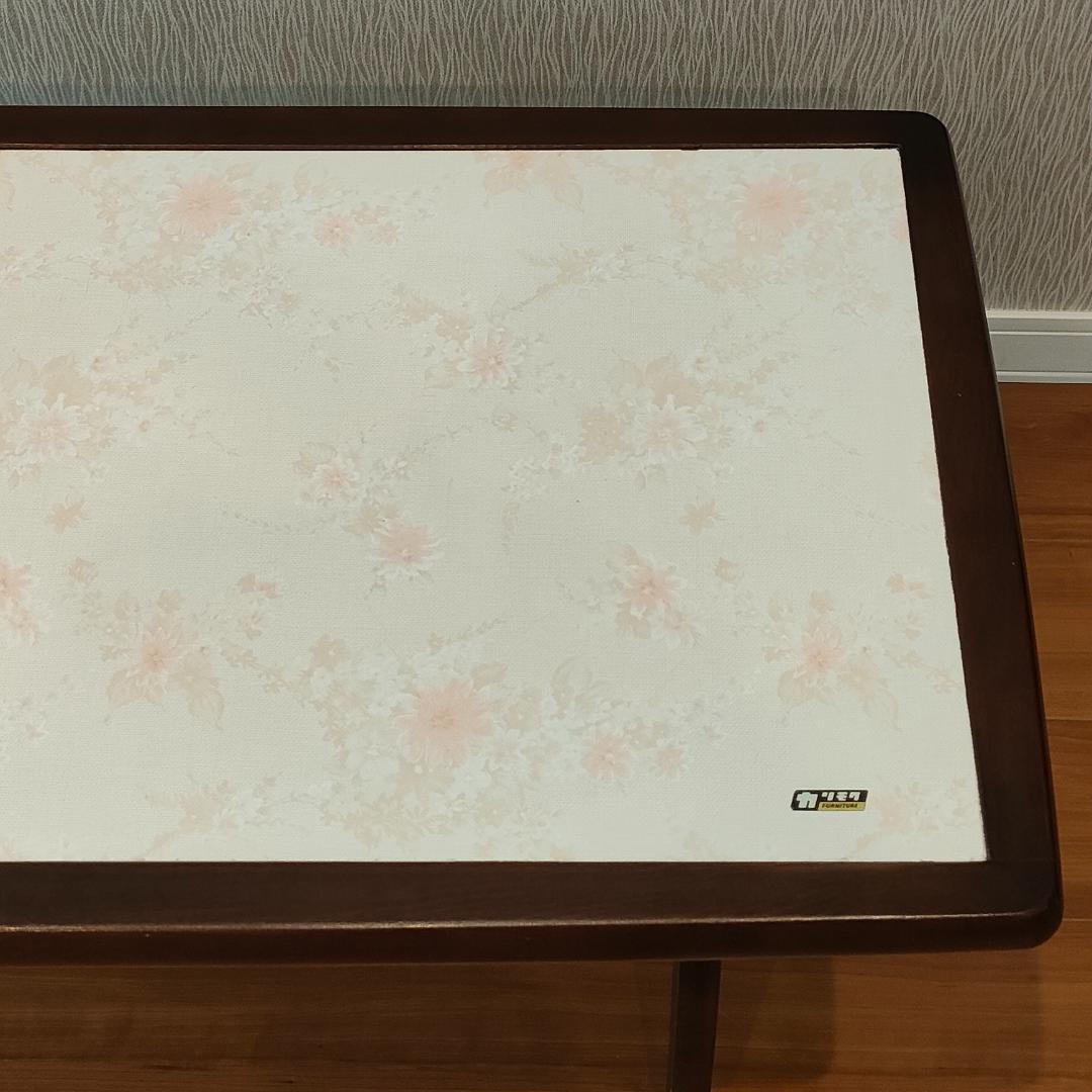 カリモク　サイドテーブル　センターテーブル　花柄　リビングテーブル