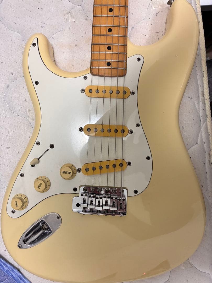 レフティ Jシリアル 011740 Fender ST72-600L OWH - メルカリ