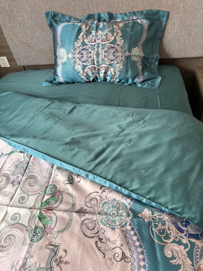 新品‼️高級シルク100% 草木染めターコイズ装飾ベッドカバー 4点セットダブル