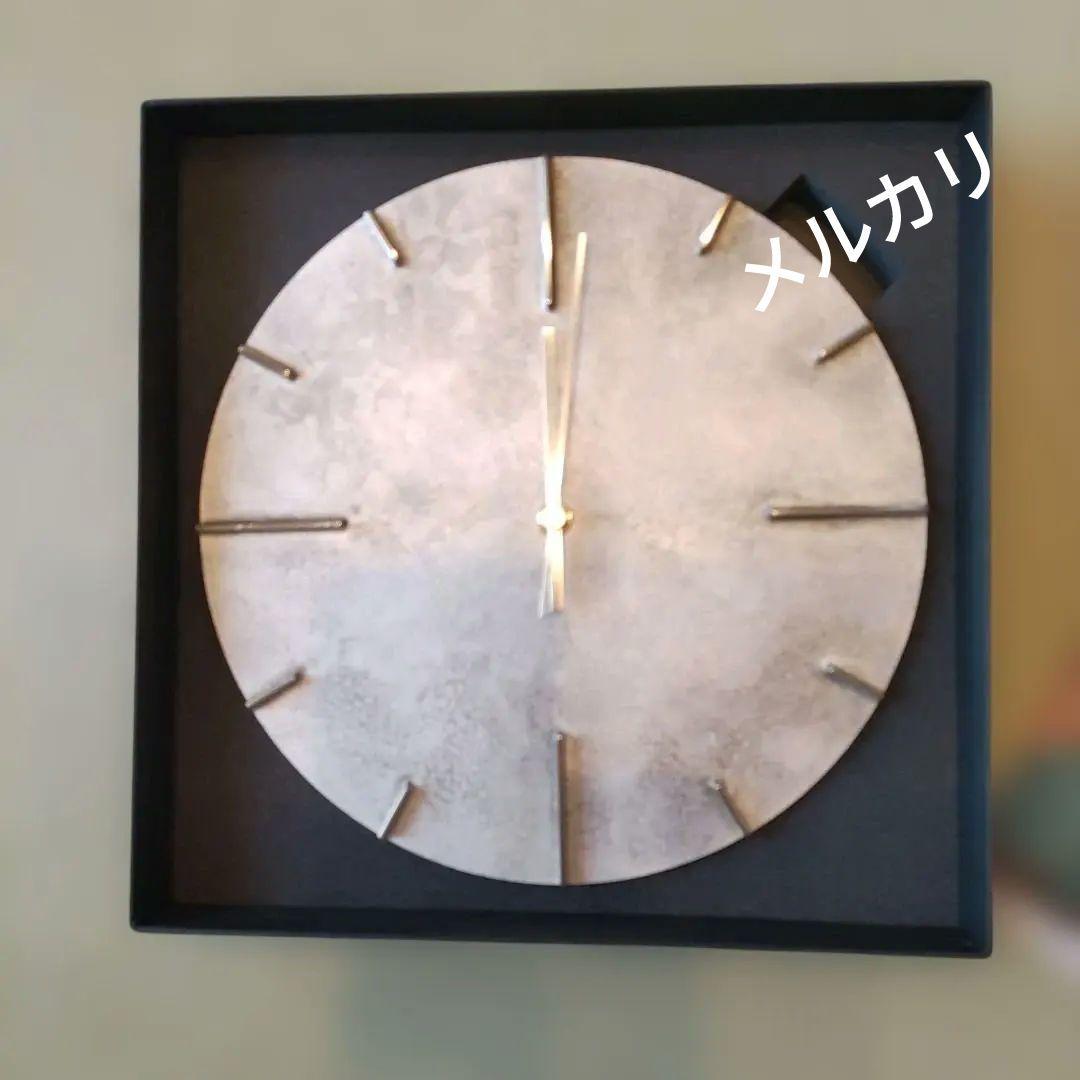 レムノス（Lemnos) Quaint　　斑紋純銀色