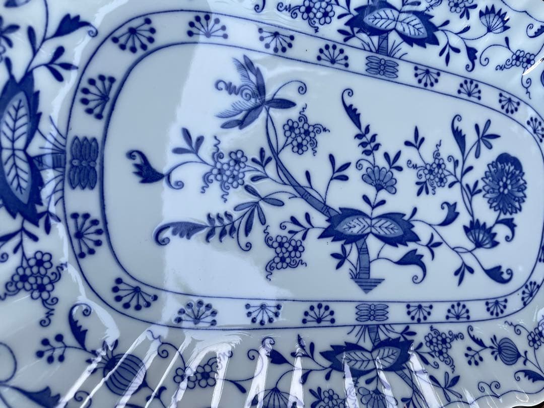 新品　Blue Elbe by Tanyo ブルーエルベ 皿　ボタニカル柄　28