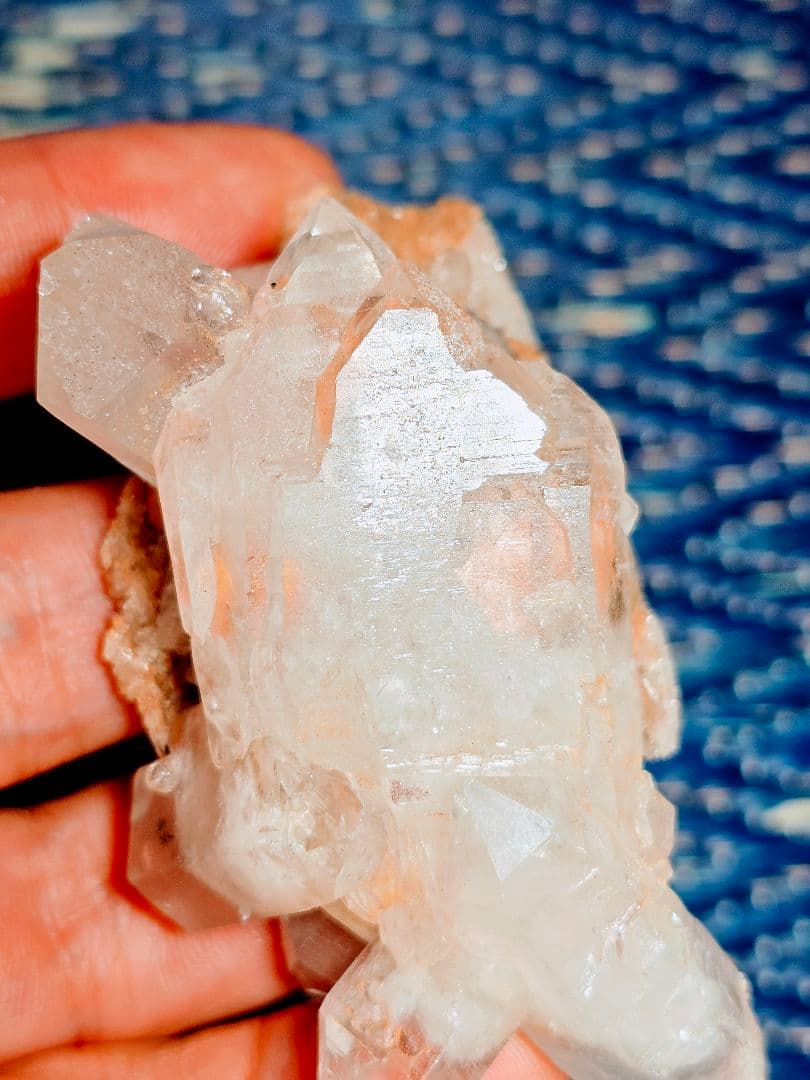 ヒマラヤのクル渓谷産 水晶クラスター