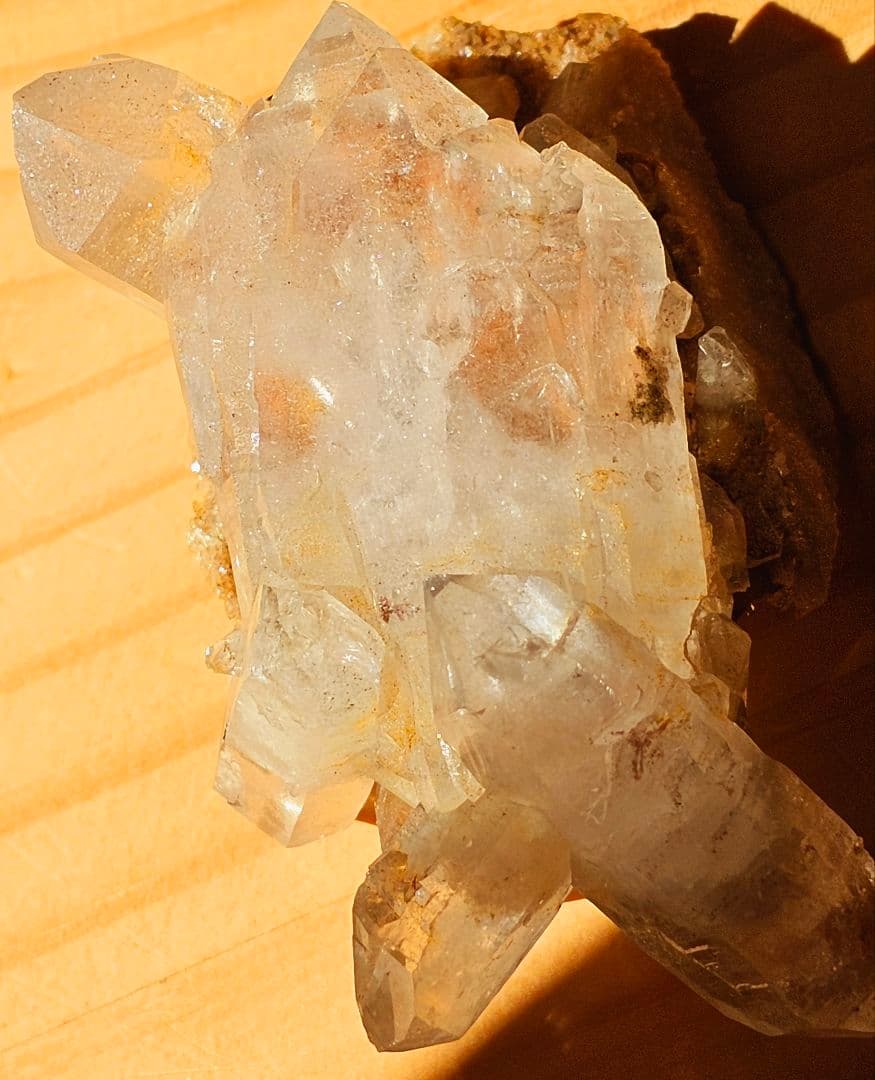 ヒマラヤのクル渓谷産 水晶クラスター