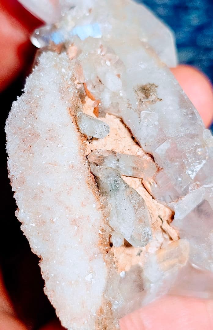 ヒマラヤのクル渓谷産 水晶クラスター