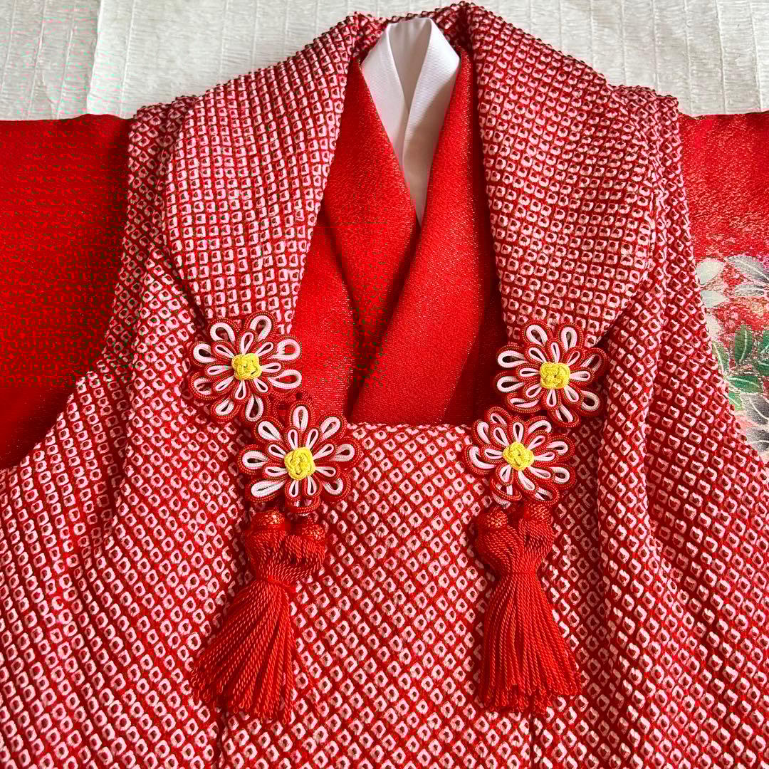 七五三 3歳 着物 753 正絹 被布 総絞り 三歳 赤 草履 金糸 花柄 毱