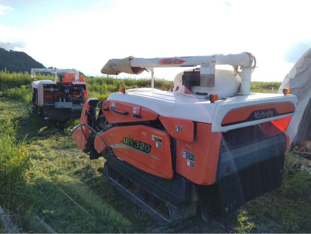 クボタコンバイン　ARN320