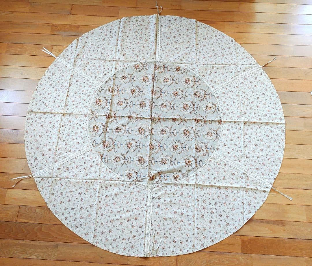 マニー ファブリック　ローズ　リボン テーブルクロス 新品