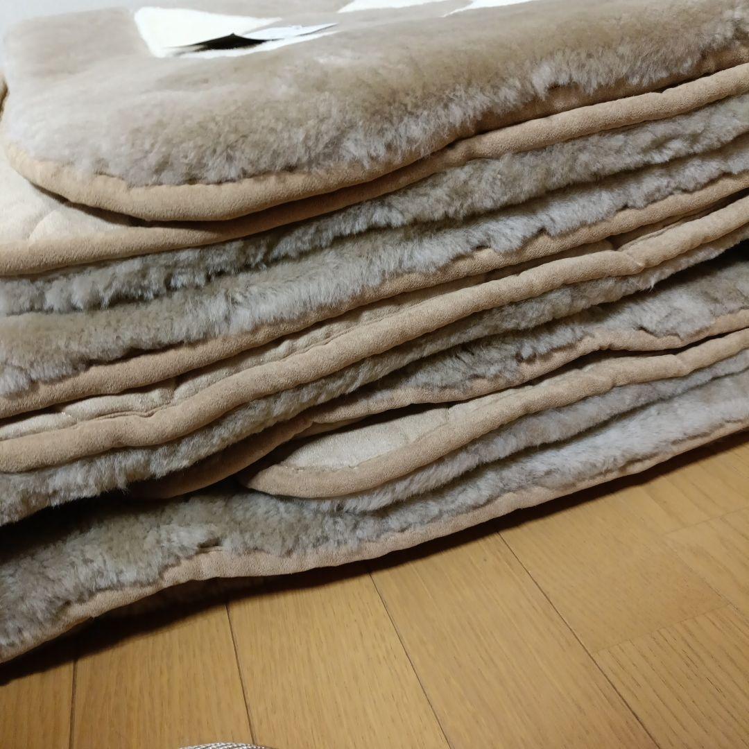 未使用保管品　㈱桝田　ムートンラグ　２００×２５０　マスダムートン　リビングに