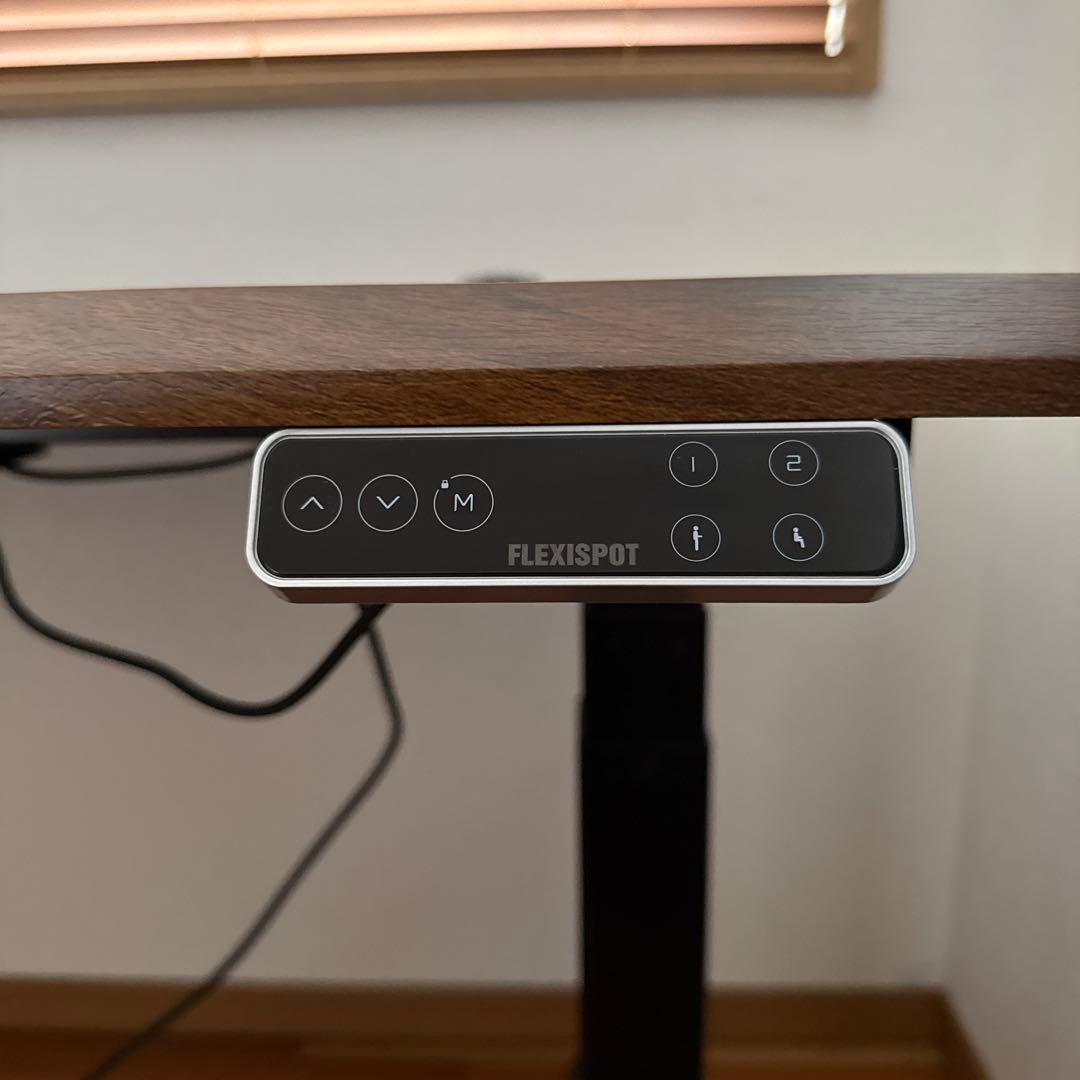 Flexispot 電動昇降デスク E7 カーブ型天板付き（140×70cm）