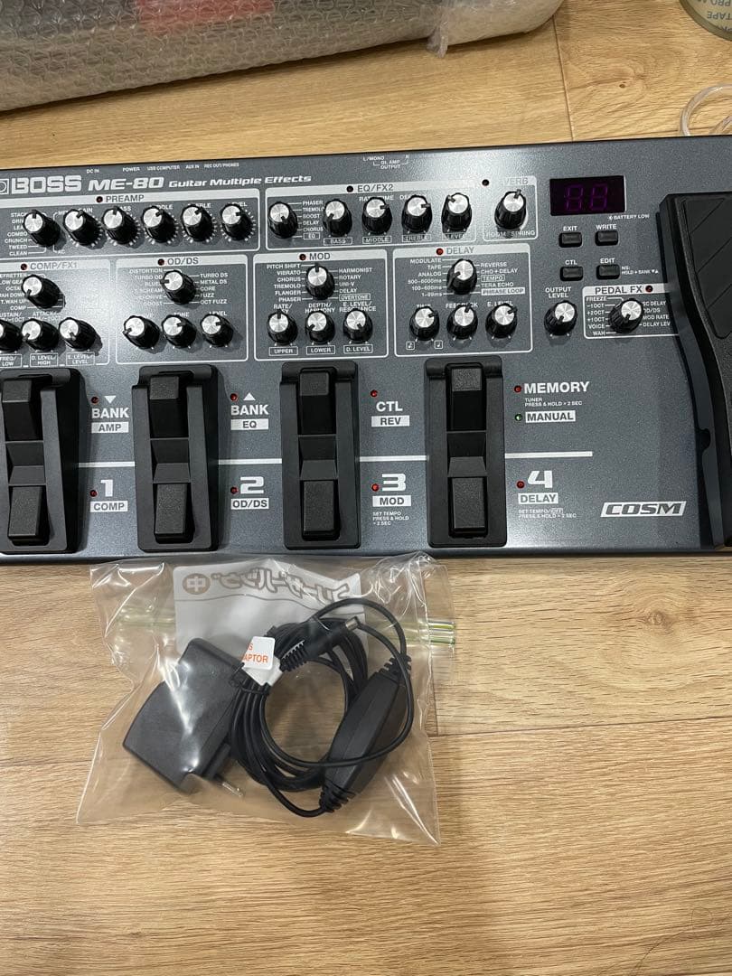BOSS ME-80 マルチエフェクター