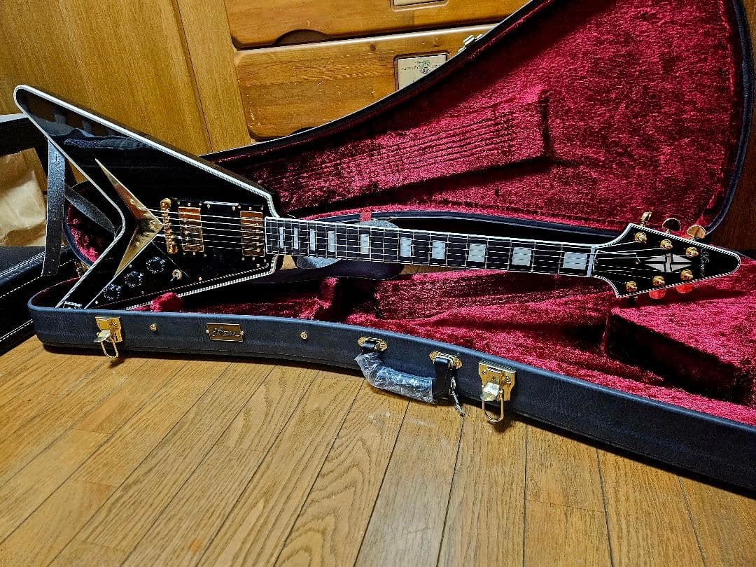 美品】Momose flying v custom ebony - メルカリ