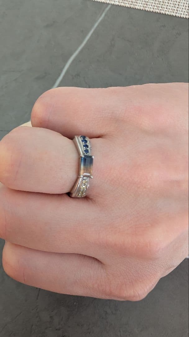 marie Jewelry バイカラーサファイア リボンリング9号 - メルカリ