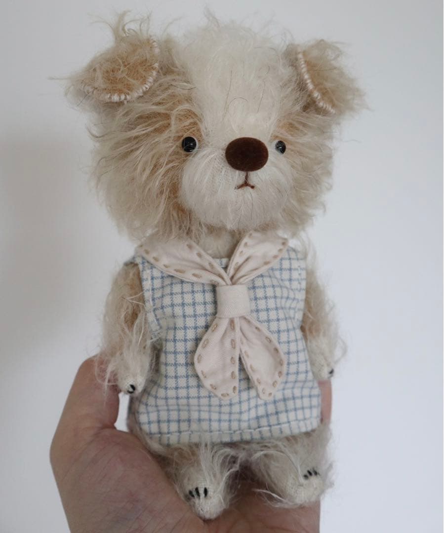 優しいボタン耳ワンワン ぬいぐるみ アーティストベア 海外作家様 ぬいぐるみ 犬