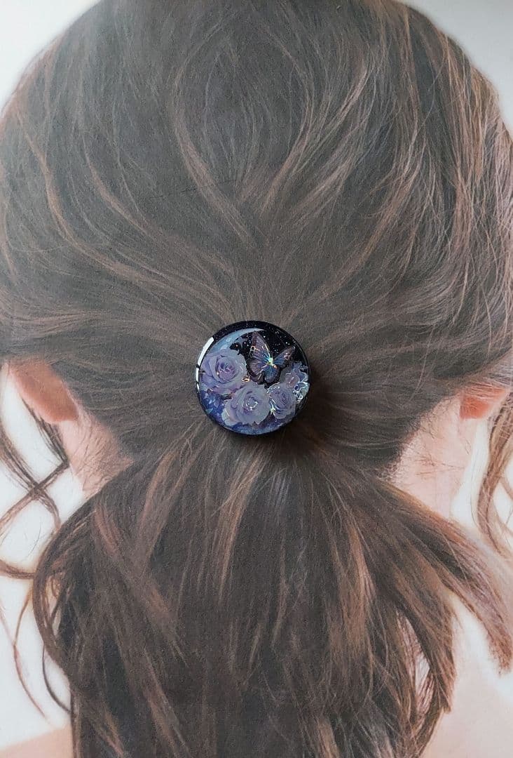 【1661】レジン　月　蝶　ヘアゴム　ポニーフック　ブロ―チ　ハンドメイド