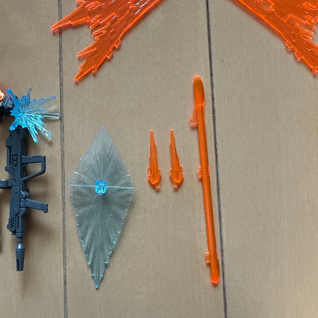 HGCE デスティニーガンダム(ハイネ専用) 素組み完成品