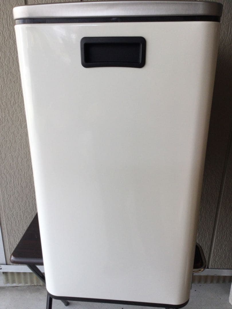 訳あり　ゴミ箱 ダストボックス ペダル式 3×18L