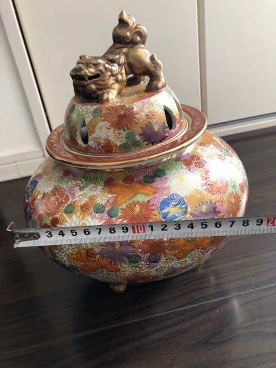 九谷花詰大きな三足金色狮子头香炉