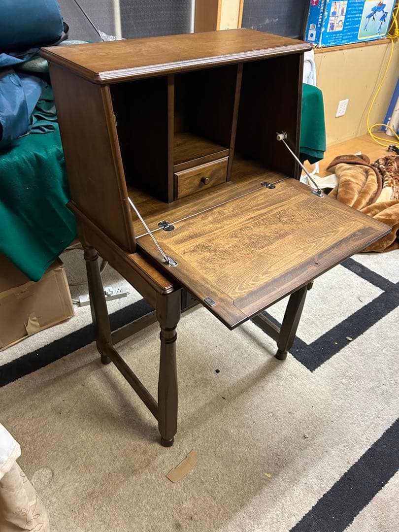 ライティングビューロ　アンティーク