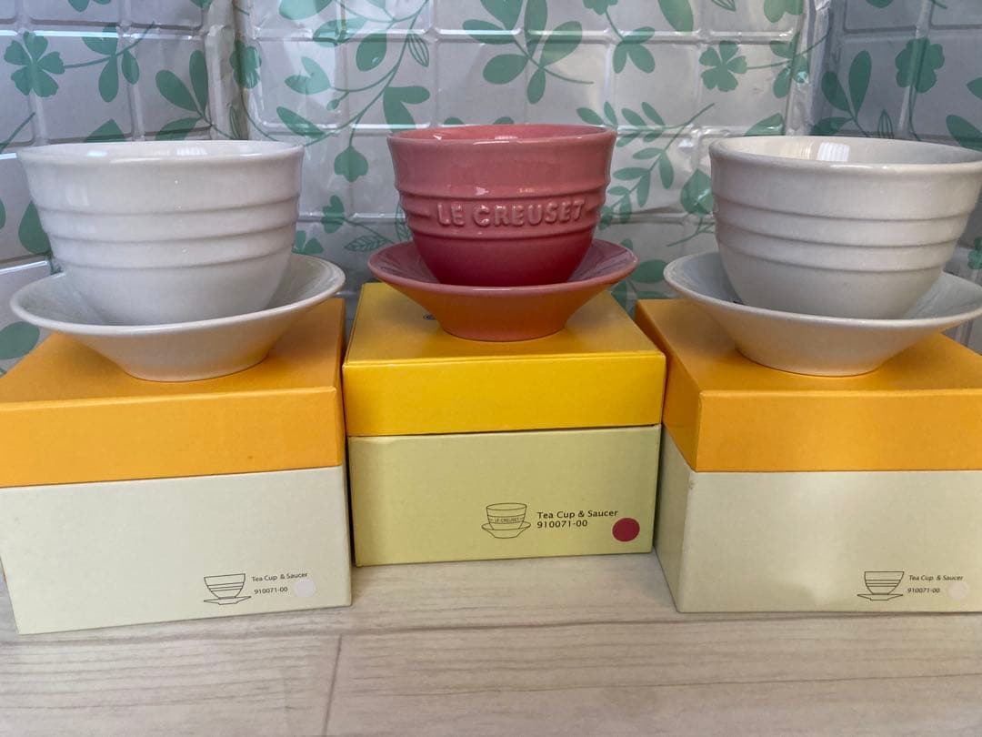 新品未使用　LE CREUSET ルクルーゼ　カップ＆ソーサ　ジャポネスクピンク