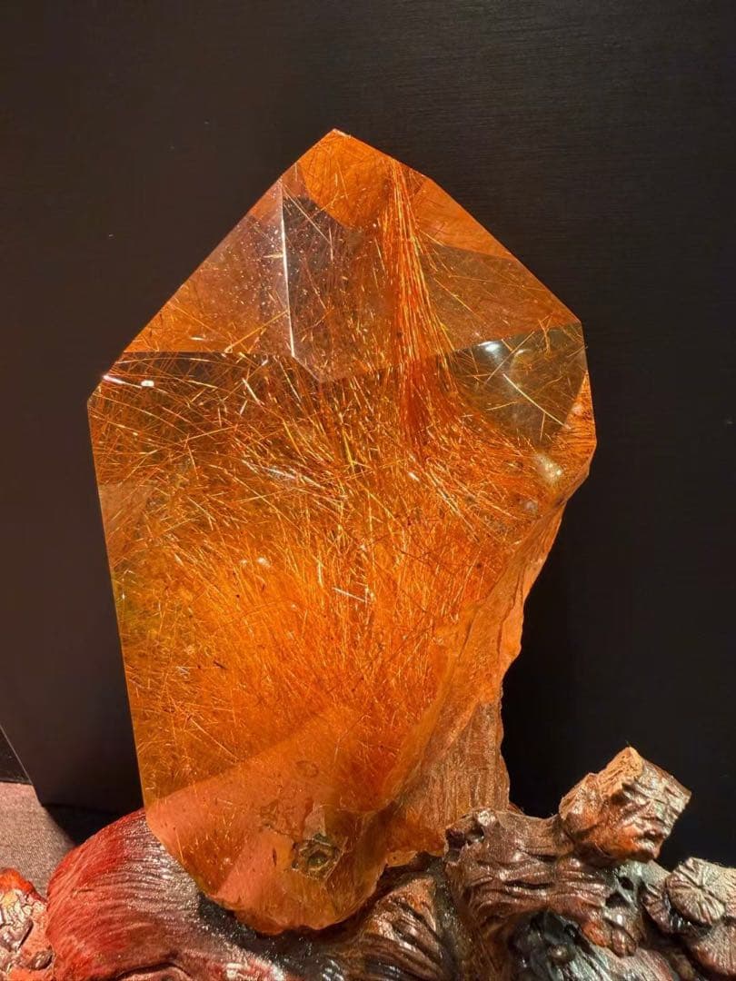 ⭐︎天然銅色ゴールドルチルクオーツ 置物 968.8g