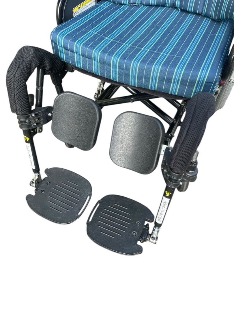 カワムラサイクル 超コンパクト ティルト＆リクライニング 車椅子 KPFK-12