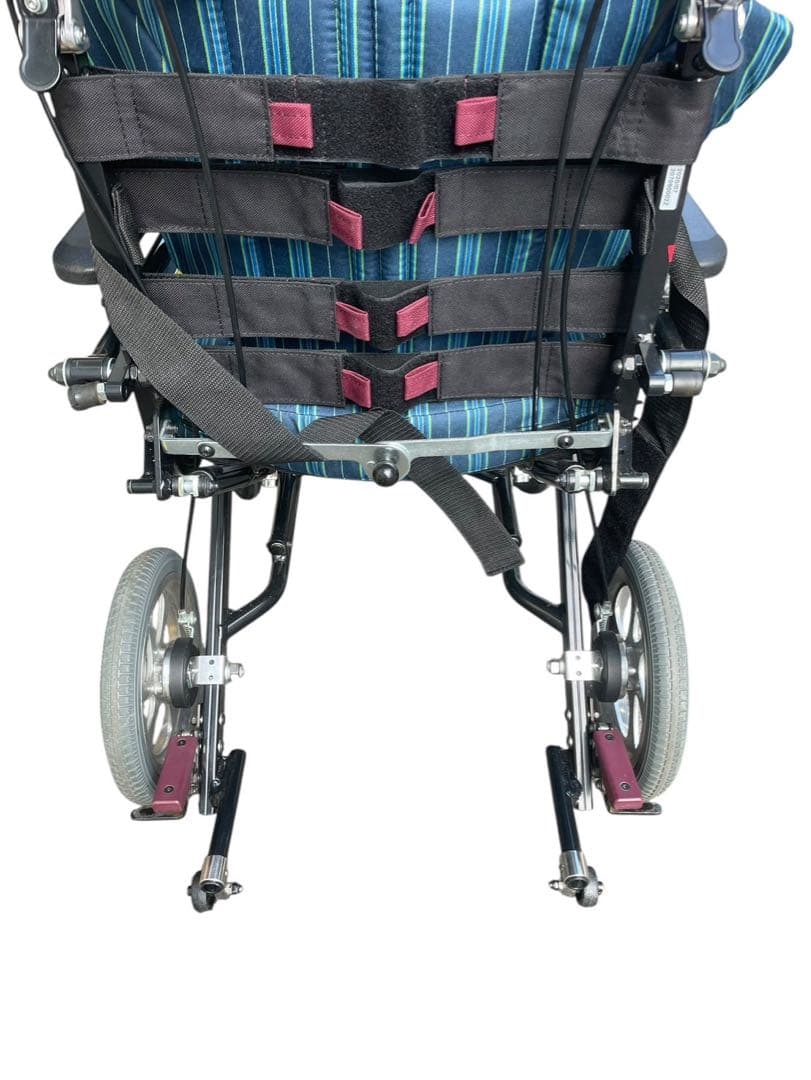 カワムラサイクル 超コンパクト ティルト＆リクライニング 車椅子 KPFK-12