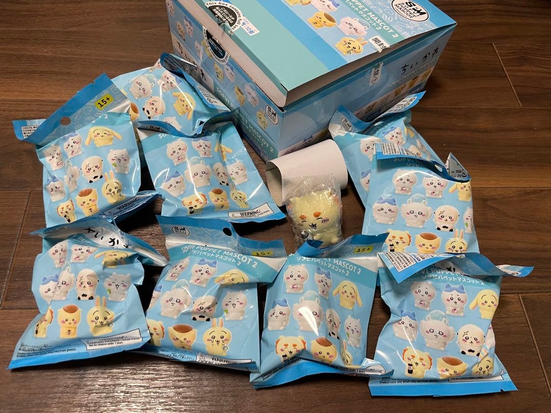 ちいかわ ソフビパペットマスコット2 カレンダー2026壁掛け - メルカリ