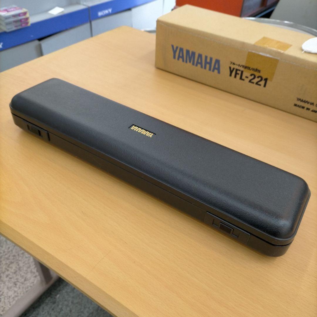 ヤマハ YFL-221 新品展示品 銀メッキ フルート本体 ケース付き - メルカリ