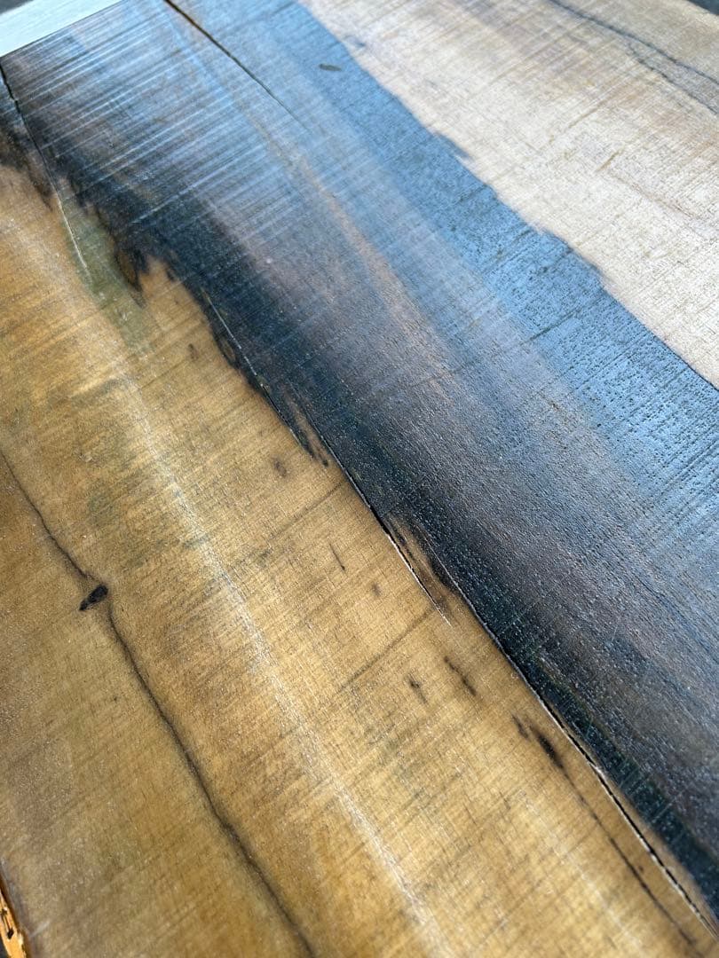 [即購入OK] 黒柿(くろがき)耳付き一枚板　黒縞　杢　DIY 素材　完全乾燥材