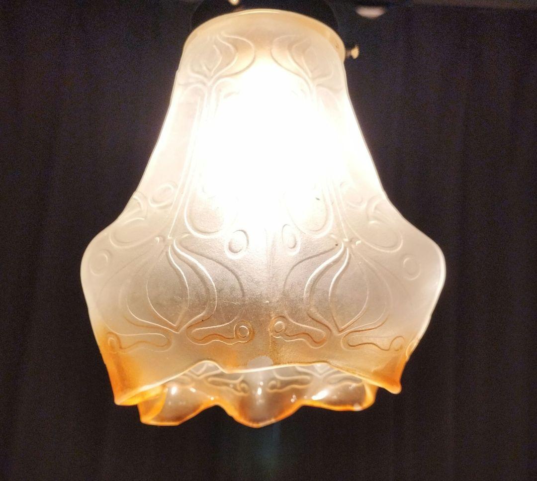 イギリス製　古いガラスランプシェード