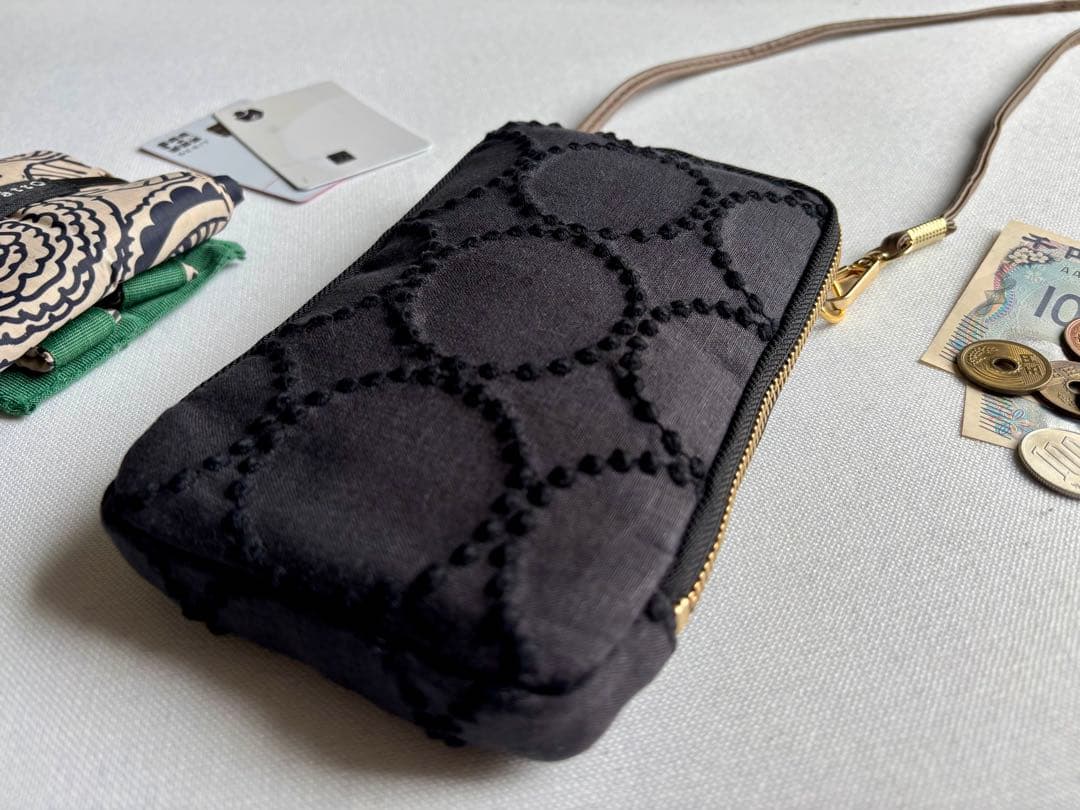 ★ゆか【スマホショルダー】ミナペルホネン タンバリン charcoal