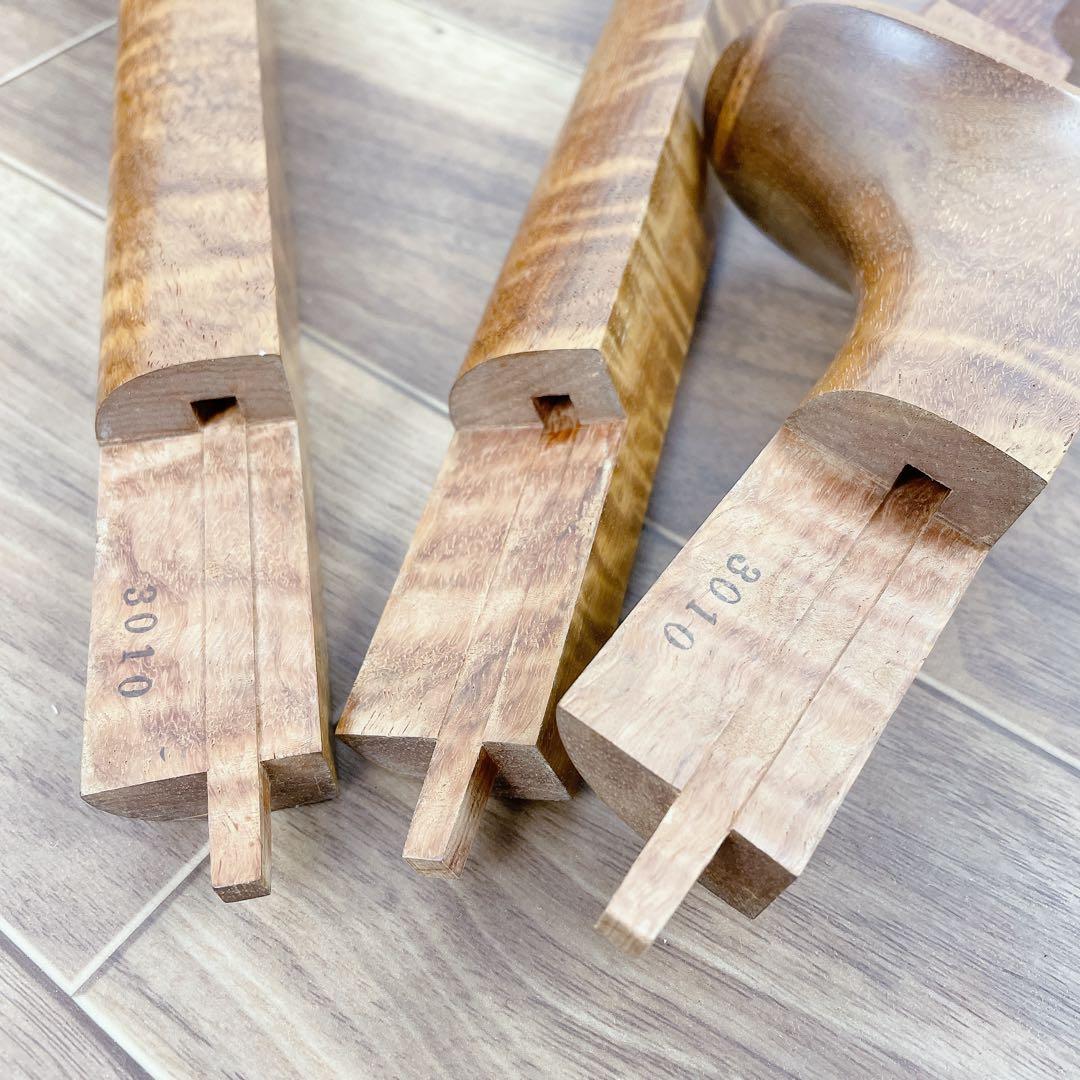 希少】三味線 中棹 白紅木 犬皮 丸打胴 一本溝 天然糸巻き 撥 - メルカリ