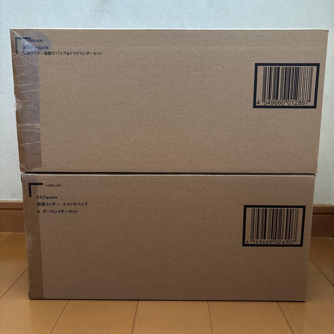 S.H.Figuarts 仮面ライダー　龍騎サバイブ＆ナイトサバイブ