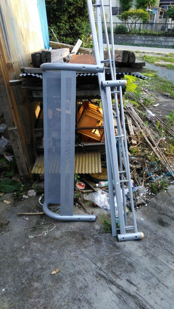 ベッドの枠・マットレス