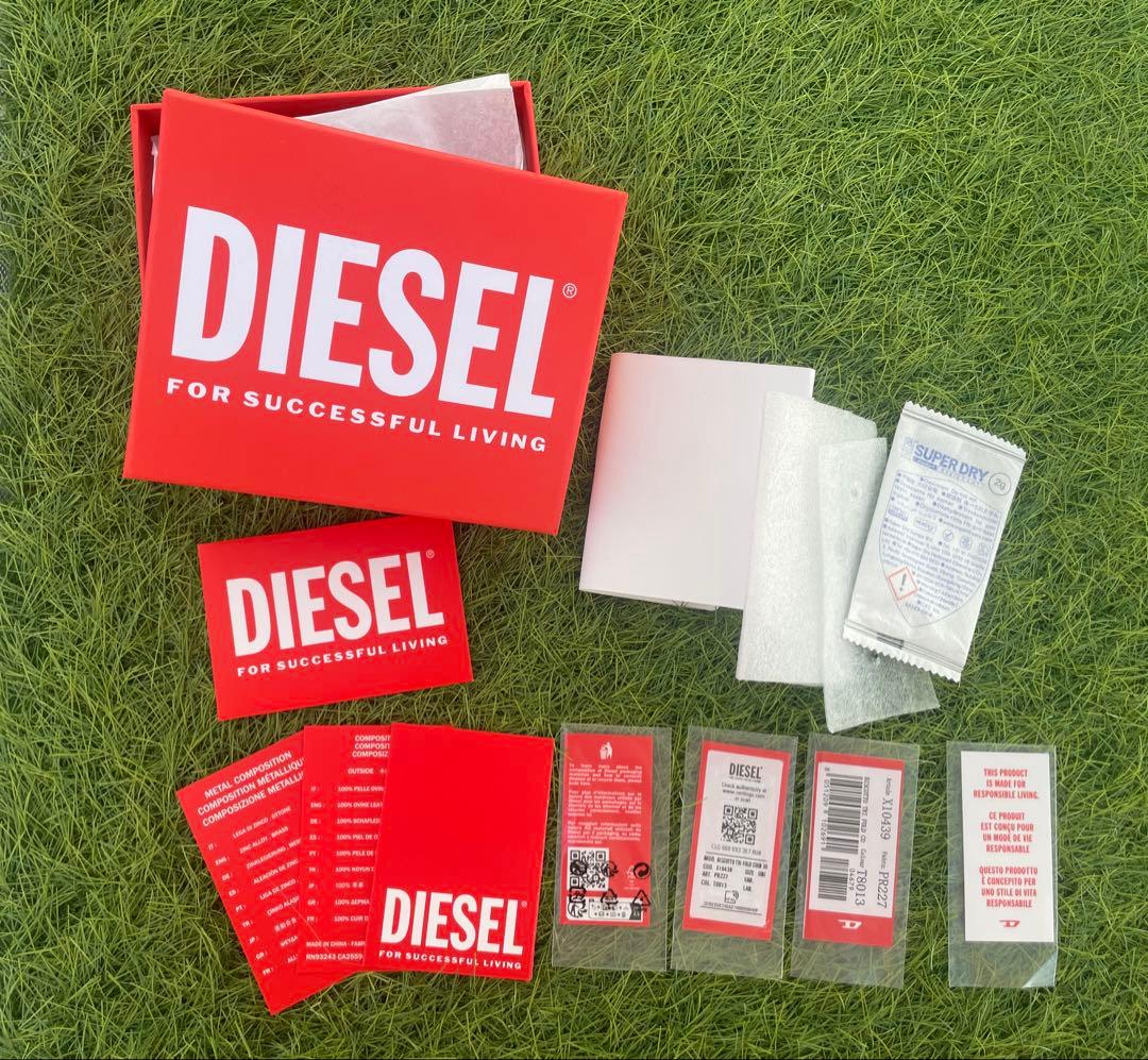 美品）DIESEL ディーゼル ギフトボックス カード付き 財布用プレゼント