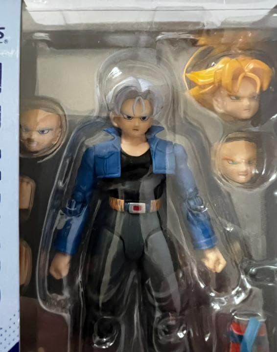 S.H.フィギュアーツ トランクス -Premium Color Editio…