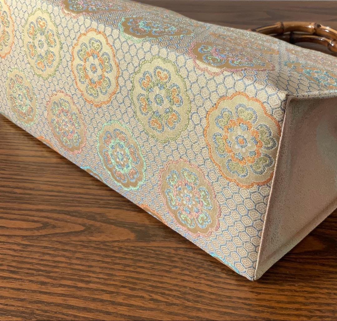袋帯　きらめく吉祥花文　リメイク　バンブーハンドルバッグ　浅型マチ広め