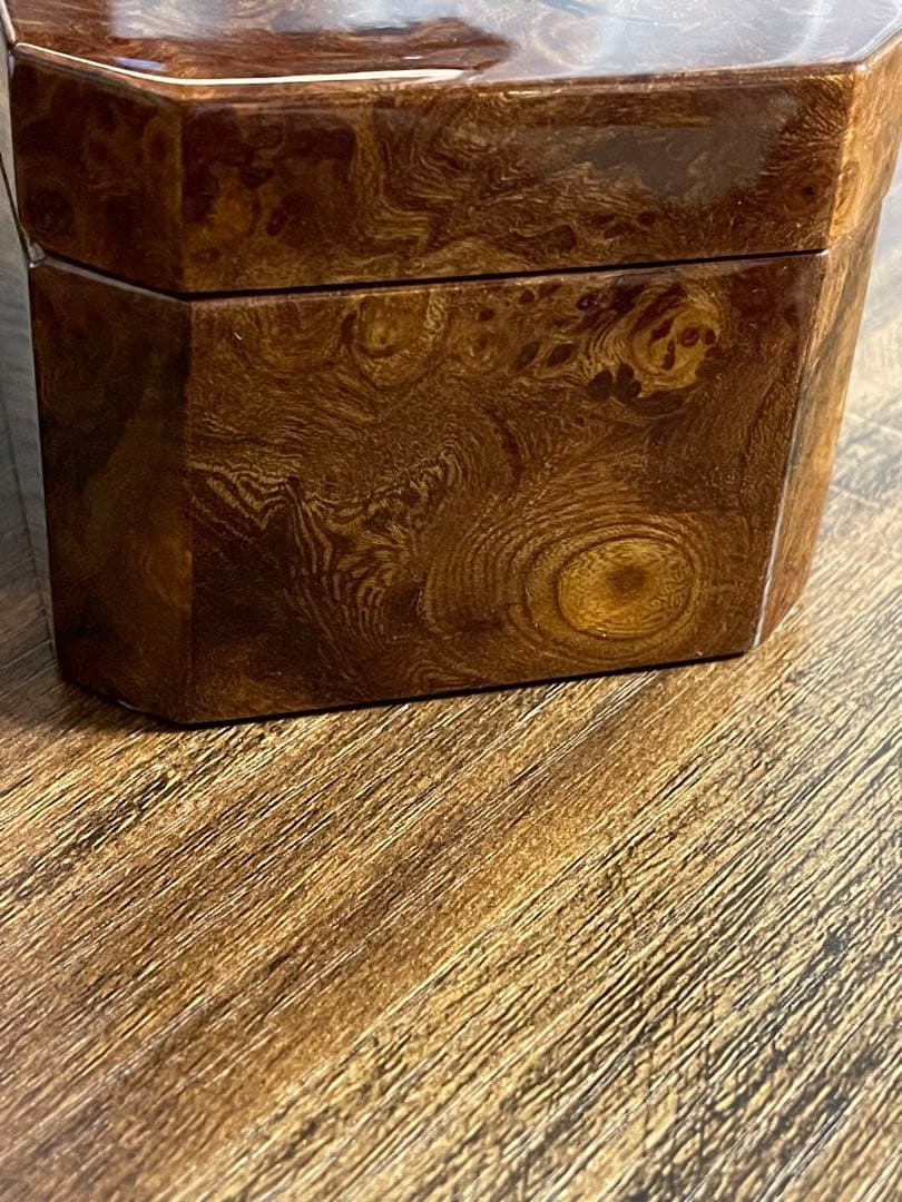 REUGE リュージュオルゴール　蝶象嵌　18弁