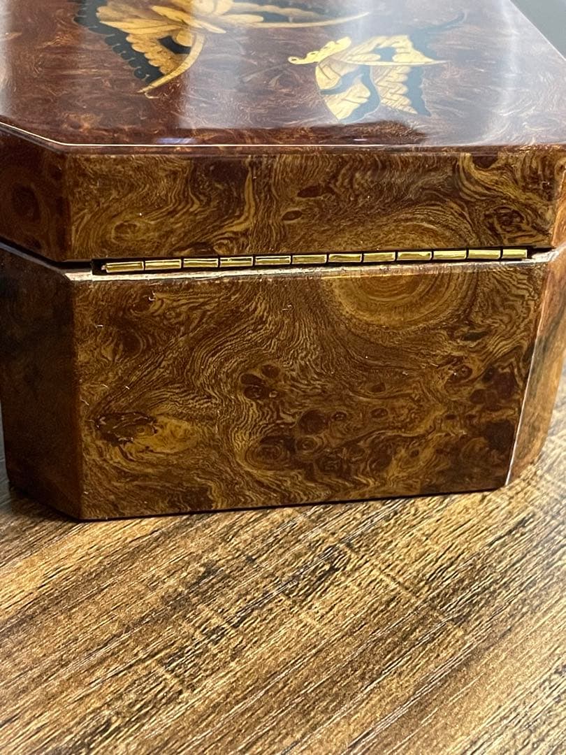 REUGE リュージュオルゴール　蝶象嵌　18弁