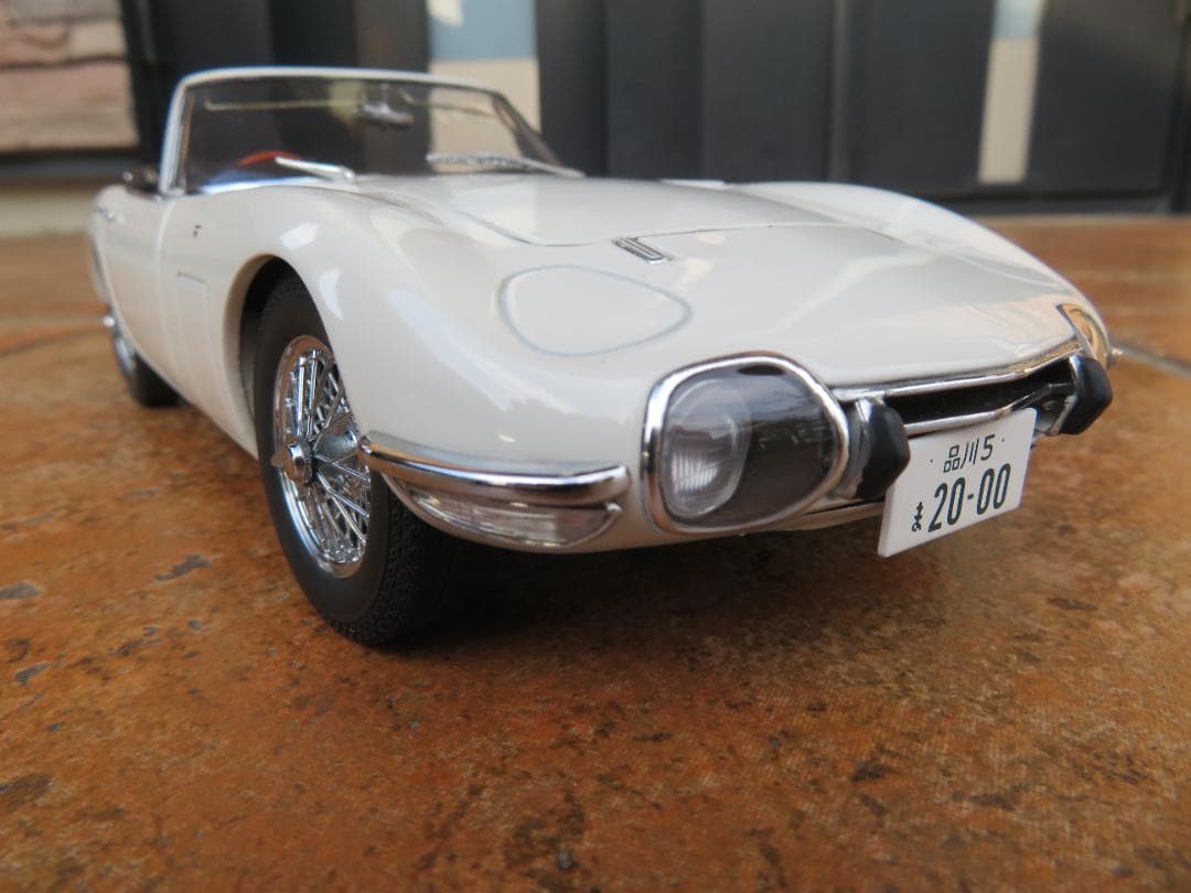 1/18 オートアート トヨタ2000GT 007ボンドカー - メルカリ