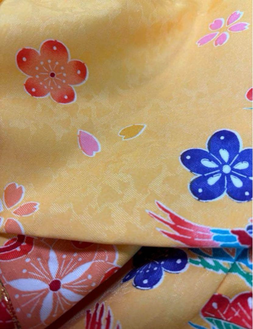 七五三　3歳女の子着物　２点セット　新品　華やか黄色　紅型風　鈴　松竹梅　鳳凰