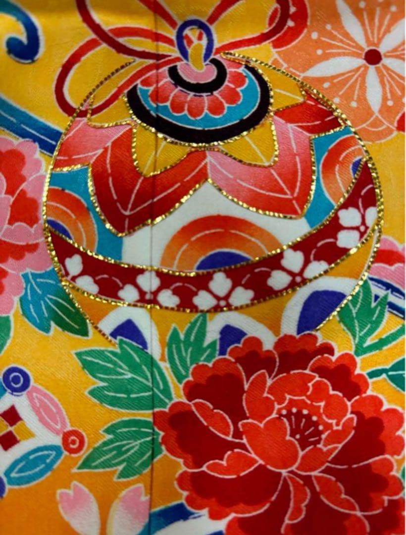 七五三　3歳女の子着物　２点セット　新品　華やか黄色　紅型風　鈴　松竹梅　鳳凰