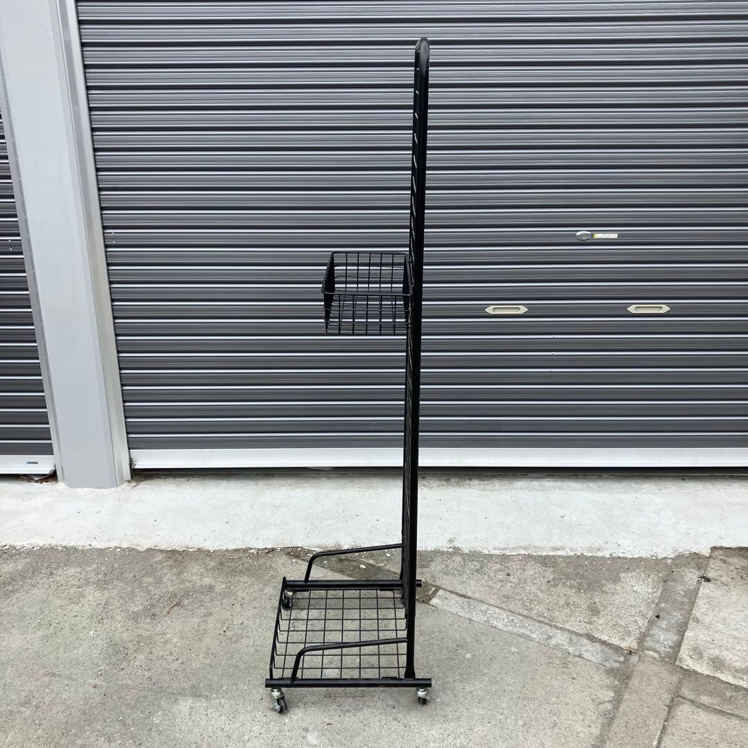 店舗什器 ワイヤーラック ワイヤーバスケット付き メタルラック キャスター付き