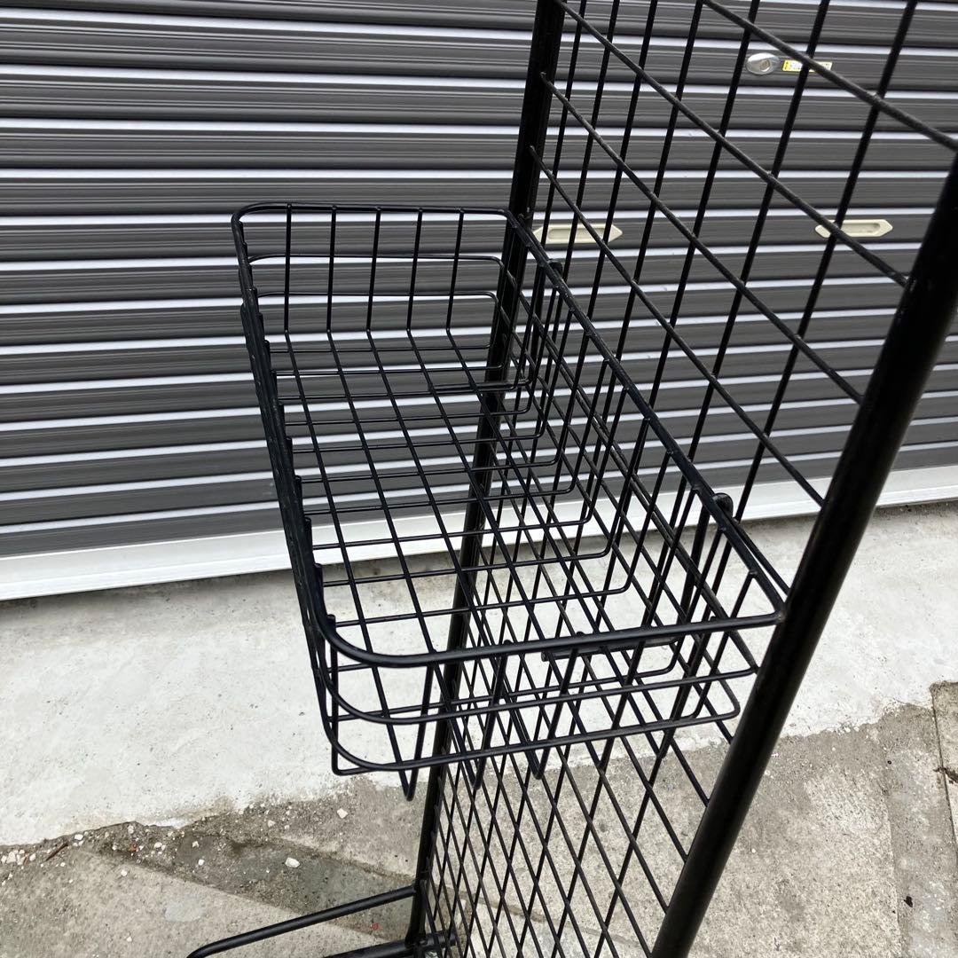 店舗什器 ワイヤーラック ワイヤーバスケット付き メタルラック キャスター付き