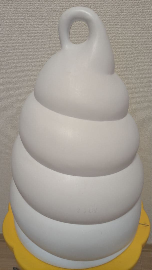 スジャータ TOMI レトロソフトクリーム看板（業務用・照明付き）93cm