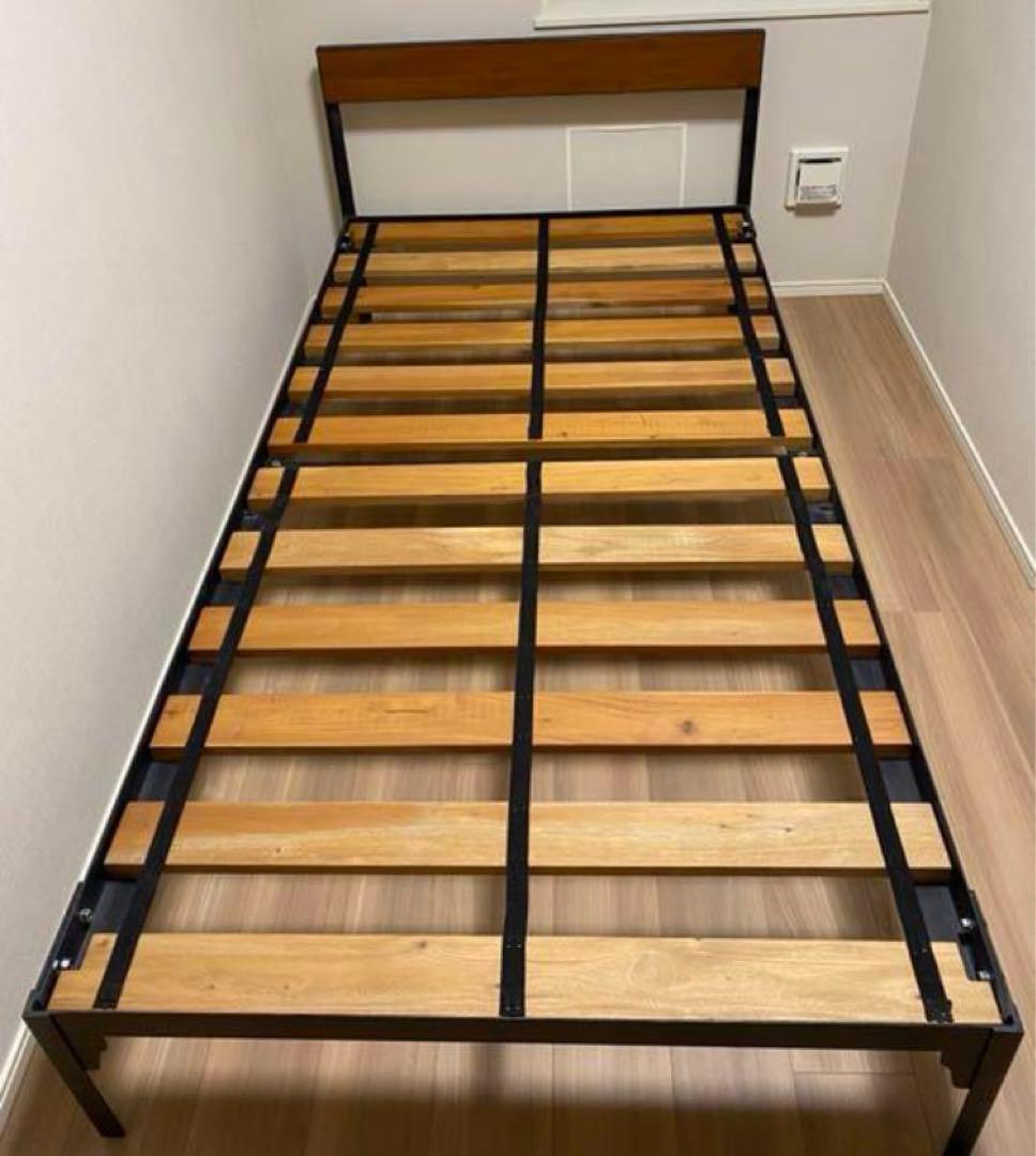 UNICO LUMBERアイアンベッドフレーム(シングル)+ニトリマットレス