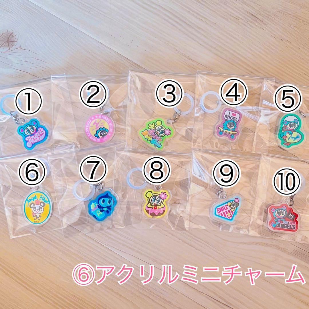 エンジェルブルー ラバーキーホルダー アクリルミニチャーム 刺繍ステッカーセリア