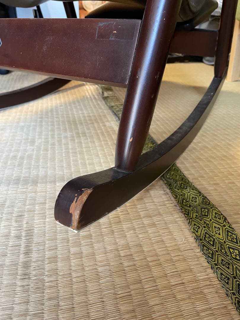 【MATSUDA】マツダ家具　ロッキングチェア　フットレスト付き　昭和レトロ